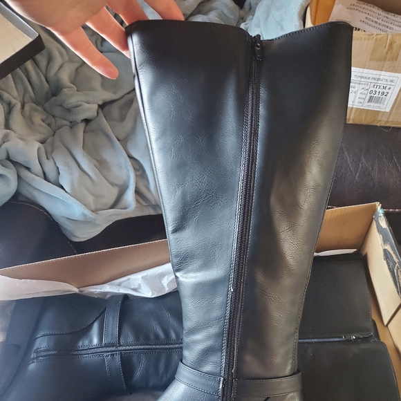 Knee High Boots - Picture 7 of 8